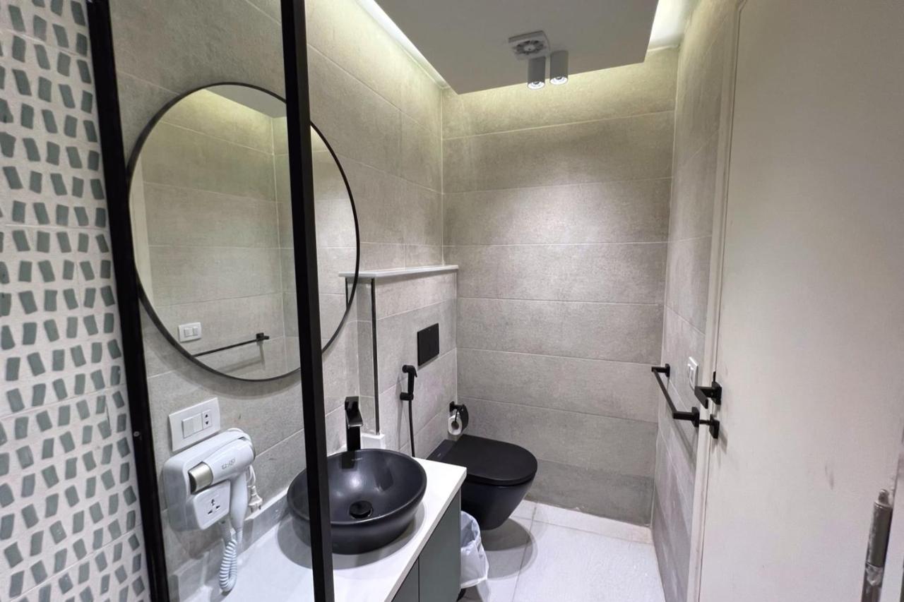 The 2 Bdr Emerald 5 Min To Cai Airport Apartment *